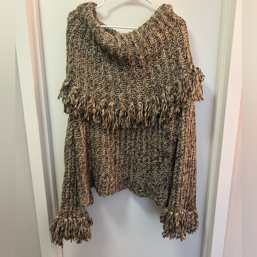 NWT Free People FP One Hensley Fringe Cowlick Sweater - Picture 4 of 4